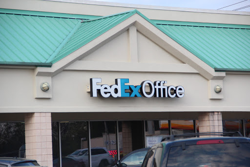 Print Shop «FedEx Office Print & Ship Center», reviews and photos, 2088 N Decatur Rd a, Decatur, GA 30033, USA