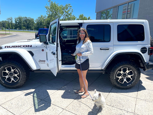 Jeep Dealer «Haley Chrysler Dodge Jeep Ram - Airport», reviews and photos, 5400 S Laburnum Ave, Richmond, VA 23231, USA