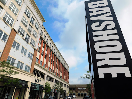 Shopping Mall «Bayshore Town Center», reviews and photos, 5800 N Bayshore Dr, Glendale, WI 53217, USA