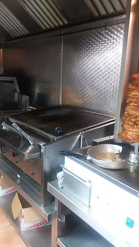Comments and reviews of Chefs kebab &pizza house