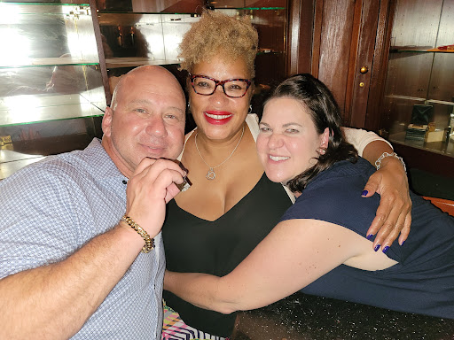 Tobacco Shop «Angry Moon Cigar Bar», reviews and photos, 2401 PGA Boulevard, Palm Beach Gardens, FL 33410, USA