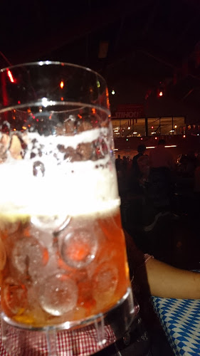 Opinii despre Syvstenhallen, Idrætsforening og Cafeteria în Sæby - Træningscenter