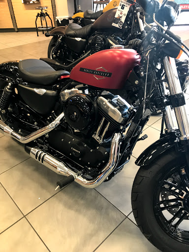 Harley-Davidson Dealer «Harley-Davidson of Tampa», reviews and photos, 6920 N Dale Mabry Hwy, Tampa, FL 33614, USA