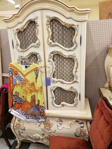 Antique Store «Craftiques Mall - NW Military», reviews and photos, 2375 NW Military Hwy, San Antonio, TX 78231, USA