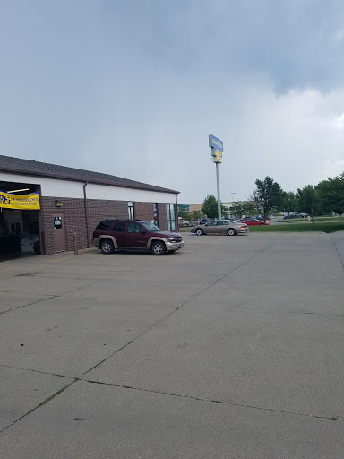 Tire Shop «GRAHAM TIRE ANKENY», reviews and photos, 801 E 1st St, Ankeny, IA 50021, USA