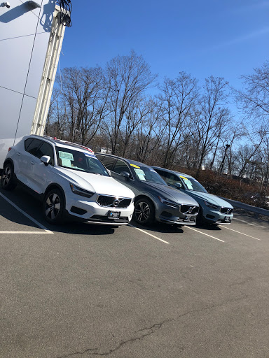 Volvo Dealer «Kundert Volvo Cars Of Hasbrouck Heights», reviews and photos, 140 NJ-17, Hasbrouck Heights, NJ 07604, USA