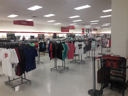 Department Store «T.J. Maxx», reviews and photos, 700 Broadway, Westwood, NJ 07675, USA