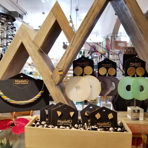 Gift Shop «Presents of Mind», reviews and photos, 3633 SE Hawthorne Blvd, Portland, OR 97214, USA