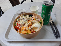 Plats et boissons du Restaurant The Daily Salad bar à Aurillac - n°1