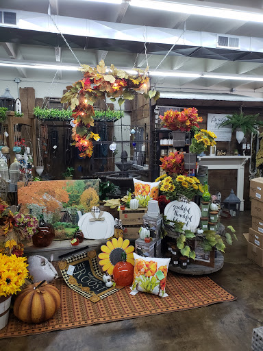 Florist «Sharp Floral & Gifts», reviews and photos, 584 Broadway Ave, New Johnsonville, TN 37134, USA