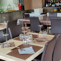 Atmosphère du Restaurant LES 3 ETANGS à Jouy-sur-Eure - n°15