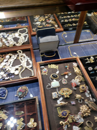 Jeweler «Limited Unlimited Jewelers», reviews and photos, 8 S Moger Ave # A, Mt Kisco, NY 10549, USA