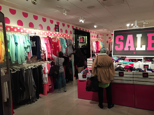 Shopping Mall «Westfield Horton Plaza», reviews and photos, 324 Horton Plaza, San Diego, CA 92101, USA