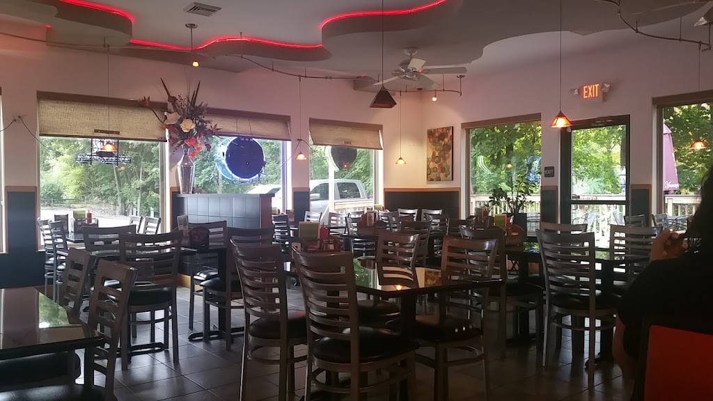 Loduca's Italian Restaurant & Pizzeria 17929