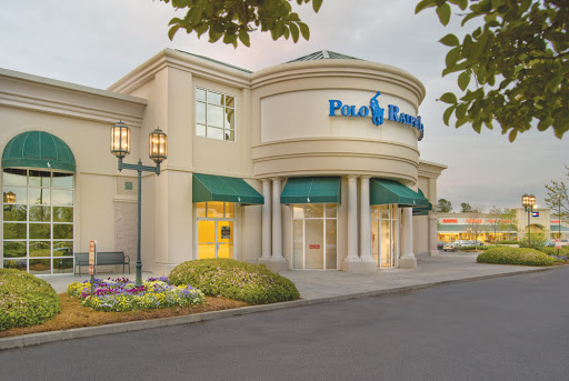 Shopping Mall «Carolina Premium Outlets», reviews and photos, 1025 Outlet Center Dr, Smithfield, NC 27577, USA