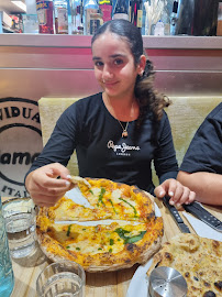 Pizza du Restaurant italien Mamaioa - Pizza Napolitaine au Feu de Bois à Paris - n°20