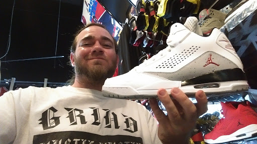 Shoe Store «Sole Street Shoes», reviews and photos, 716 16th St # 1, Denver, CO 80202, USA