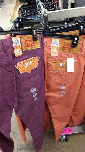 Discount Store «Fallas Discount Stores», reviews and photos, 19719 Sherman Way, Winnetka, CA 91306, USA