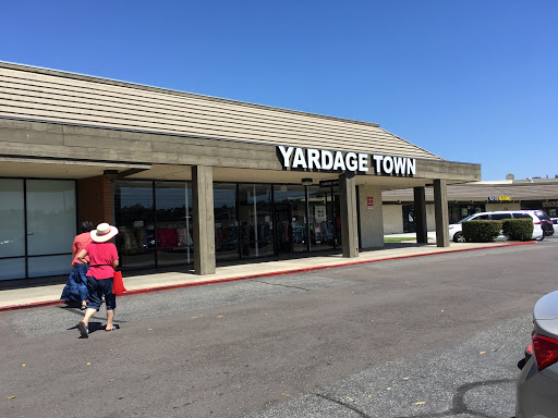 Yardage Town, 910 S Santa Fe Ave, Vista, CA 92084, USA, 