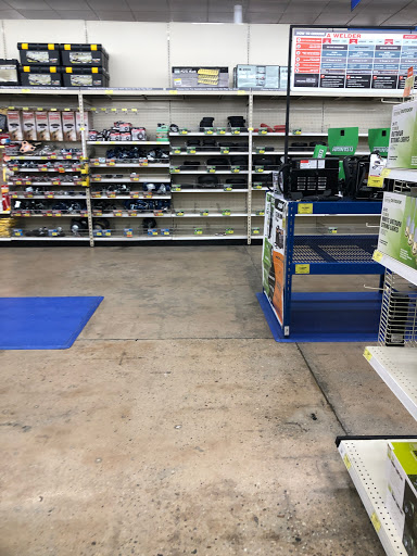 Hardware Store «Harbor Freight Tools», reviews and photos, 301 W Jericho Turnpike, Huntington Station, NY 11746, USA