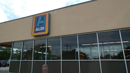 ALDI, 24130 Van Born Rd, Dearborn Heights, MI 48125, USA, 