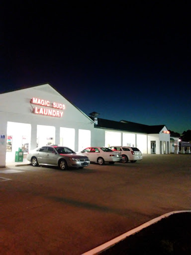 Laundromat «Magic Suds Car Wash & Laundry», reviews and photos, 1309 N Road St, Elizabeth City, NC 27909, USA