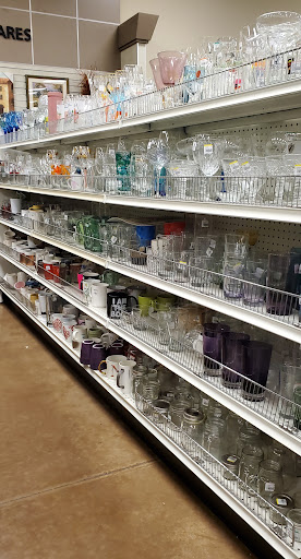 Thrift Store «Puyallup Goodwill», reviews and photos