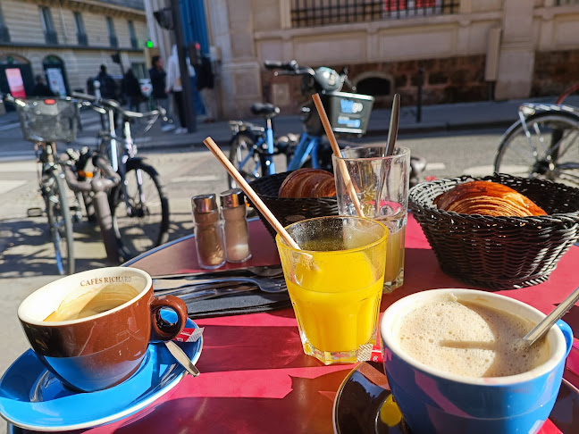 Numéro de téléphone de Le Paris Café
