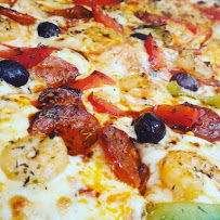 Plats et boissons du Pizzeria Mister Pizza à Antibes - n°2
