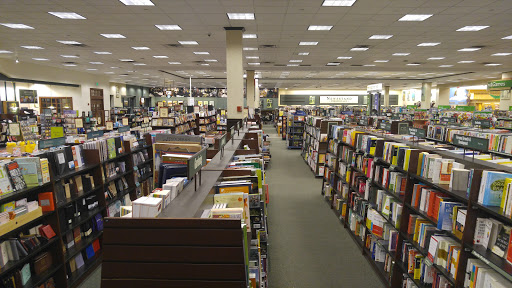 Book Store «Barnes & Noble», reviews and photos, 19401 Alderwood Mall Pkwy, Lynnwood, WA 98036, USA