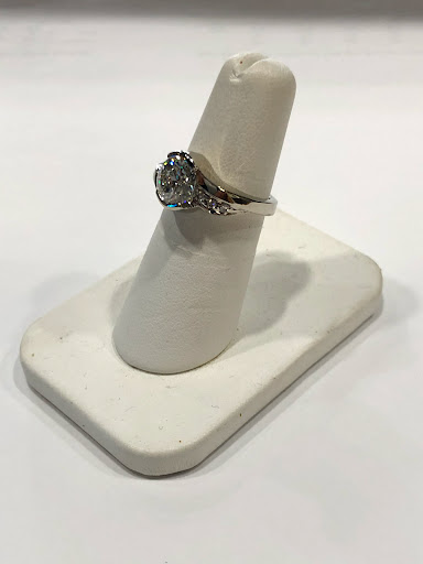 Jeweler «Irvington Jewelers», reviews and photos, 5416 E Washington St, Indianapolis, IN 46219, USA