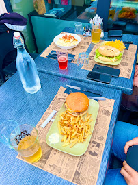 Plats et boissons du Restaurant L'Atelier Burger & bagel à Craponne - n°6