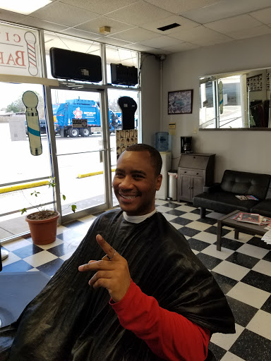 Barber Shop «City Barber Shop (Ali)», reviews and photos, 1534 S Center St, Arlington, TX 76010, USA
