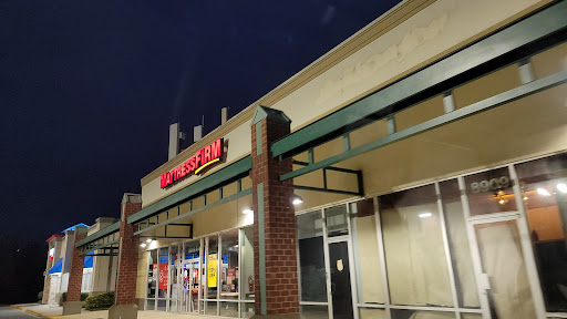 Pet Supply Store «Petco Animal Supplies», reviews and photos, 8909 Branch Ave d, Clinton, MD 20735, USA