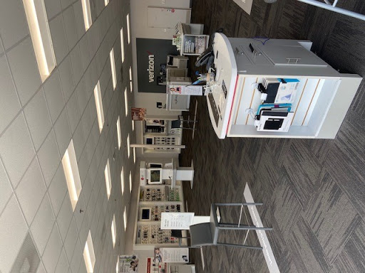 Cell Phone Store «GoWireless Verizon Authorized Retailer», reviews and photos, 4742 S Laburnum Ave, Richmond, VA 23231, USA