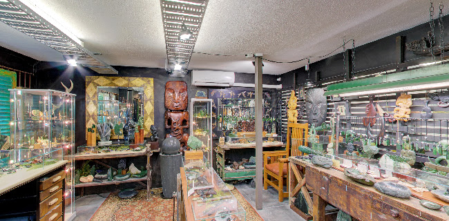 Comments and reviews of Greenstone Shop