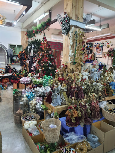 Christmas Shop at Nonthaburi