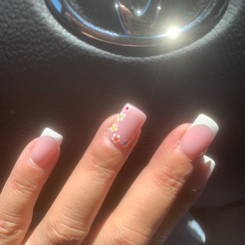 Belle Nails and Spa