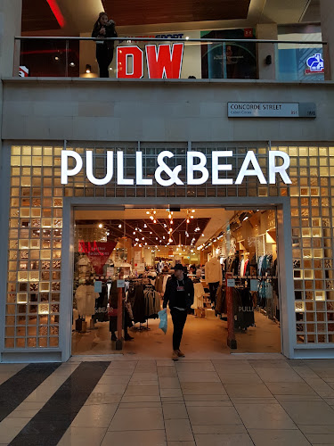 Pull & Bear - Clothing store