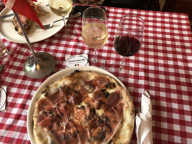 Anmeldelser af Trattoria Santa Rita i Horsens - Pizza