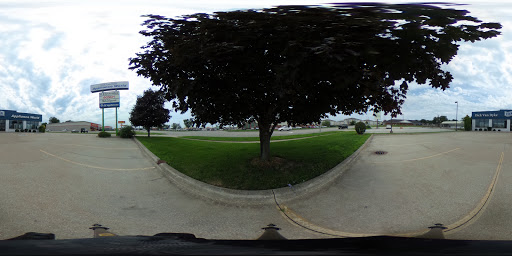 Appliance Store «Dick Van Dyke Appliance World», reviews and photos, 1611 Clearwater Ave, Bloomington, IL 61704, USA