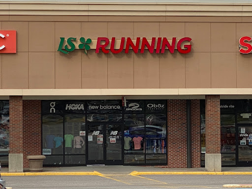 New Balance Fairlawn, 2691 W Market St, Fairlawn, OH 44333, USA, 