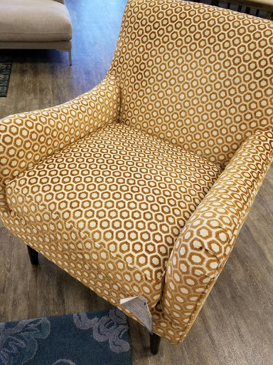 Furniture Store «The Dump Furniture Outlet», reviews and photos, 124 Newmarket Square, Newport News, VA 23605, USA