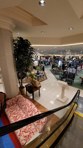 Department Store «Von Maur Eastview», reviews and photos, 300 Eastview Mall, Victor, NY 14564, USA