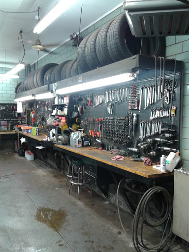 Auto Repair Shop «North High Auto Services», reviews and photos, 710 High St, Wadsworth, OH 44281, USA