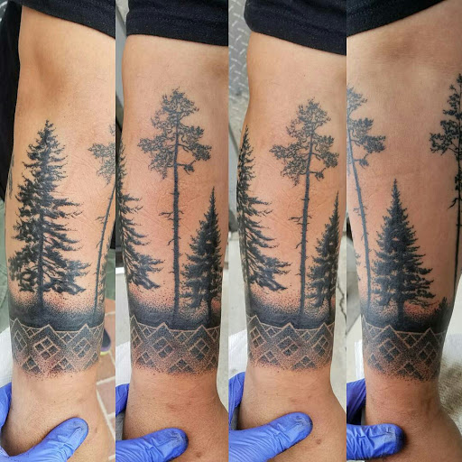 Explore scale tattoo ideas, creative tattoo ideas in Salt Lake City, available at SLC Ink Tattoo Salt Lake City, Utah