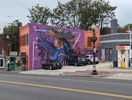 Auto Repair Shop «Metro Motor Georgetown Shell», reviews and photos, 1576 Wisconsin Ave NW, Washington, DC 20007, USA