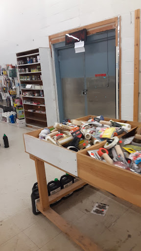 Flea Market «Traderbakers Flea Market», reviews and photos, 2080 Burton Ln, Martinsville, IN 46151, USA