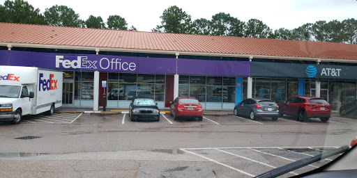 FedEx Office Print & Ship Center