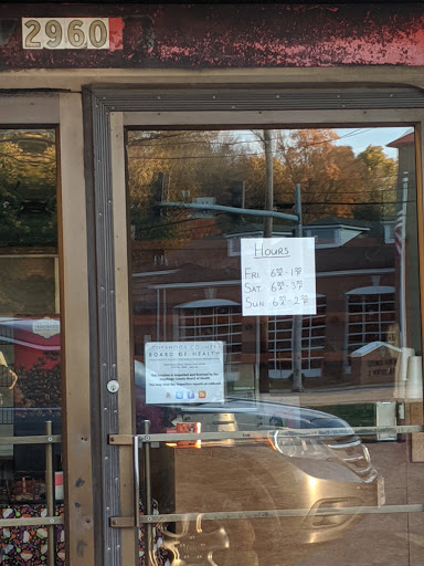 Donut Shop «Beckers Donuts & Bakery», reviews and photos, 29603 Lorain Rd, North Olmsted, OH 44070, USA